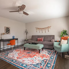 Avondale Haven: Near it All– WiFi, King Bed & Pets