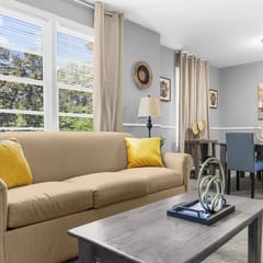 Broadmoor Brick Haven- 2 Units/Great for Groups