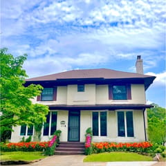 Hanover Haven | Grand Historic Retreat/Game Room