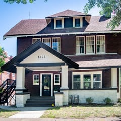 Magnolia Manor | Groups, 3 Full Units, WiFi