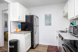 C1 Vulcan's Hideout-King Bed/Workspace/FreeParking