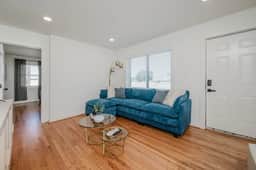 Central Suites Trio-Groups/Multi-King Beds/Parking