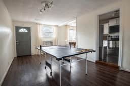 Hoadley Home- Family/Games/Driveway/Wifi/Crestline