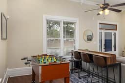 Wilson Home - 3BR/Games/Groups/Walk Score 76