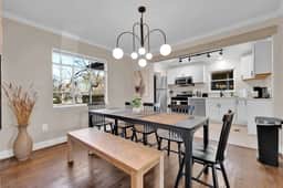 The Scandic - Modern Group Stay/Fully Fenced Yard