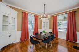 Vulcan Heights - Historic Home with Modern Touches