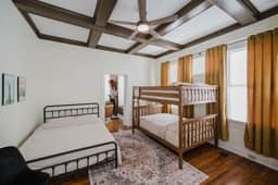 Vulcan Heights - Historic Home with Modern Touches