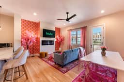 Rosé Social - Rooftop Hot Tub/Game Room/Sleeps 12