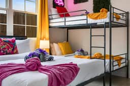 7min to Broadway | Unit 219 - Rooftop Hottub-14 beds-Pool Table - Image 5