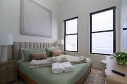 Urban Loft – Wi-Fi/Downtown/2 Beds & 2 Baths - Image 2