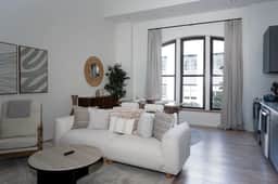 Urban Loft – Wi-Fi/Downtown/2 Beds & 2 Baths - Image 4