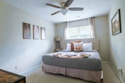 3 Bedrooms, King Beds, Balcony - Image 2