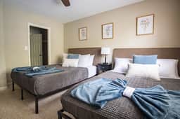 3 Bedrooms, King Beds, Balcony - Image 4
