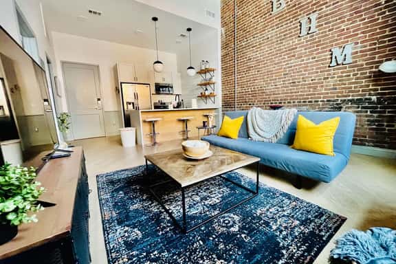 Urban Luxury Retreat:Mercantile on Morris/1BR/WiFi - Image 1
