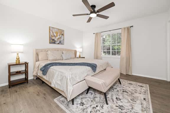 Beacon Grove Retreat – Patio • Washer/Dryer • WiFi - Image 1