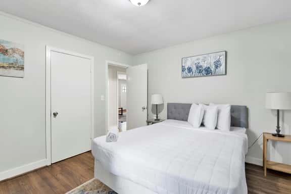 The 86th Street Retreat | Patio/King Bed/Groups - Image 1