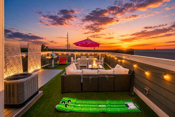Rosé Social - Rooftop Hot Tub/Game Room/Sleeps 12 - Image 1