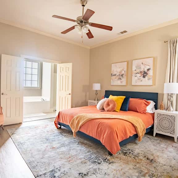 Bessemer Beauty: Cozy Suburban Charm with Modern Flair - Image 1