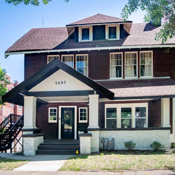Magnolia Manor | Groups, 3 Full Units, WiFi - Image 1