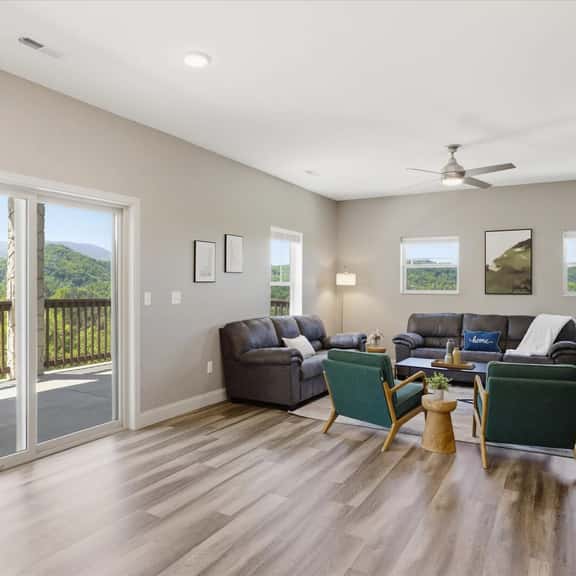 Serenity Ridge Clubhouse Unit 6- Big Groups/Pool - Image 1