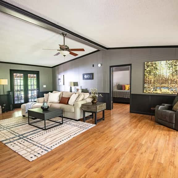 Tranquil Trails – Hot Tub/Spacious Comfort/WiFi - Image 1