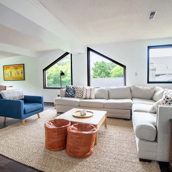 Tri-City BrightHaus – Groups/WiFi/Spacious/Comfy - Image 1