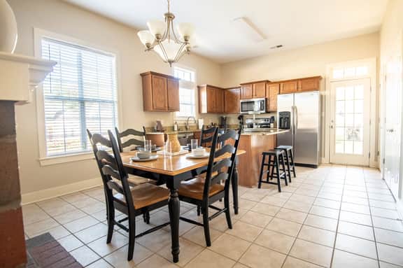 Bessemer Beauty: Cozy Suburban Charm with Modern Flair
