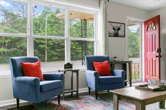Dugan Cottage Haven- 2 Full Units/Great for Groups
