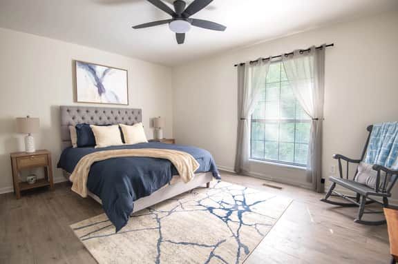 Maple & Marigold – Modern Comfort + WiFi