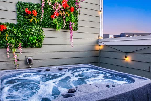 7min to Broadway | Unit 217 - Rooftop Hottub-14 beds-Pool Table - Image 2