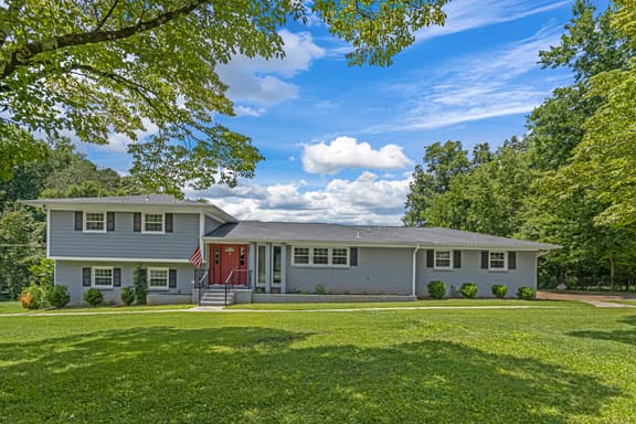 Bethany Grove House | Large Group Getaway