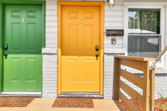 Norwood Seven Flat No. 3- Easy Downtown Access