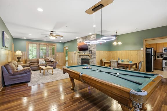 Serenity Ridge 312 - 1 Level/King Beds/Pool Access