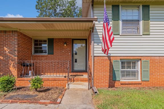 Shady Grove Cottage | Large Yard, Pets Welcome